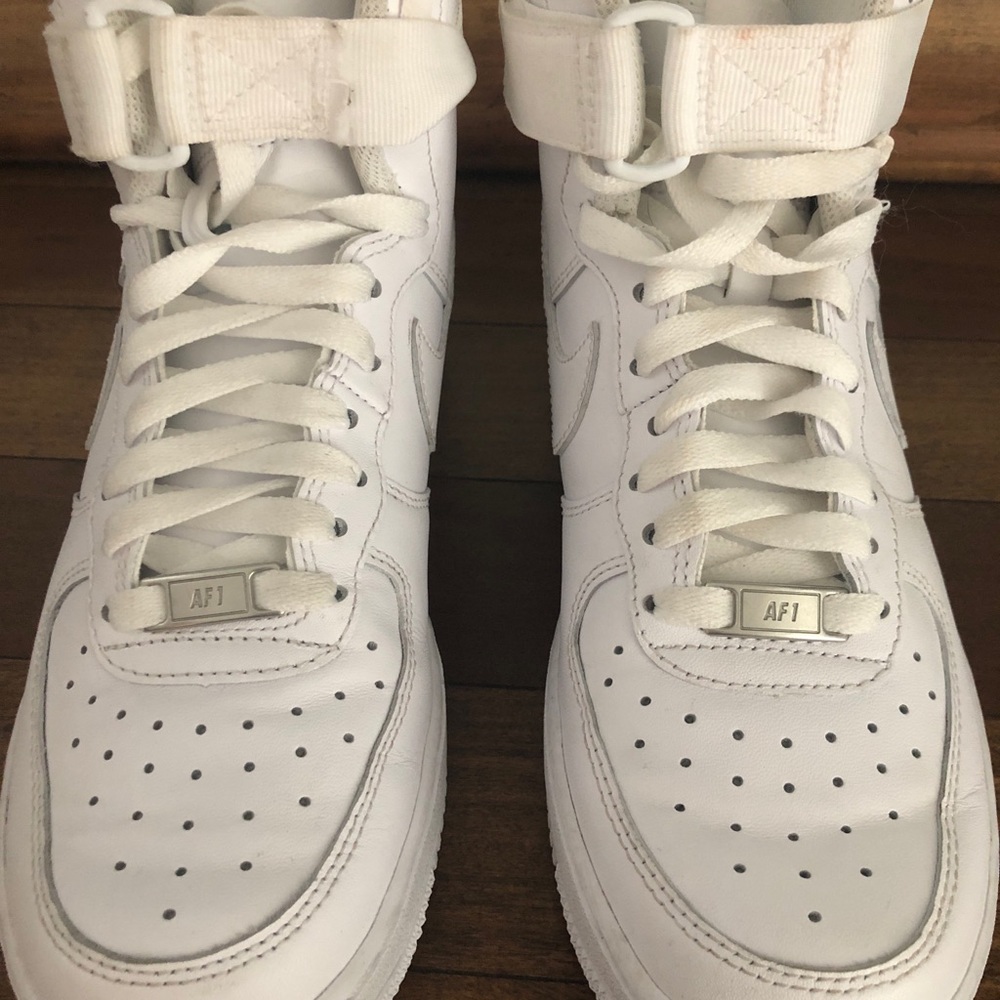 Nike Air Force zones